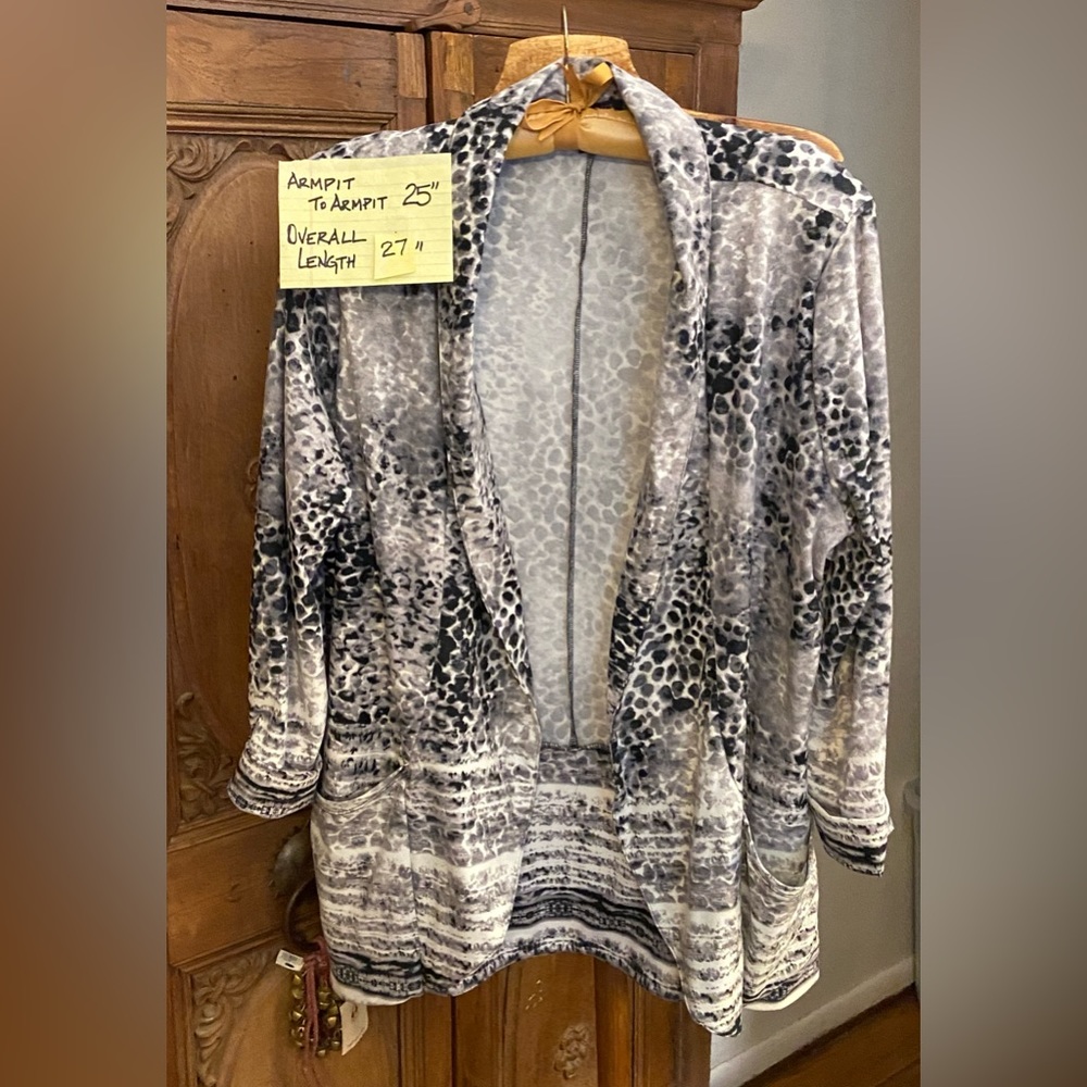Robert Louis Black White Grey Animal Print open front jacket, size XL